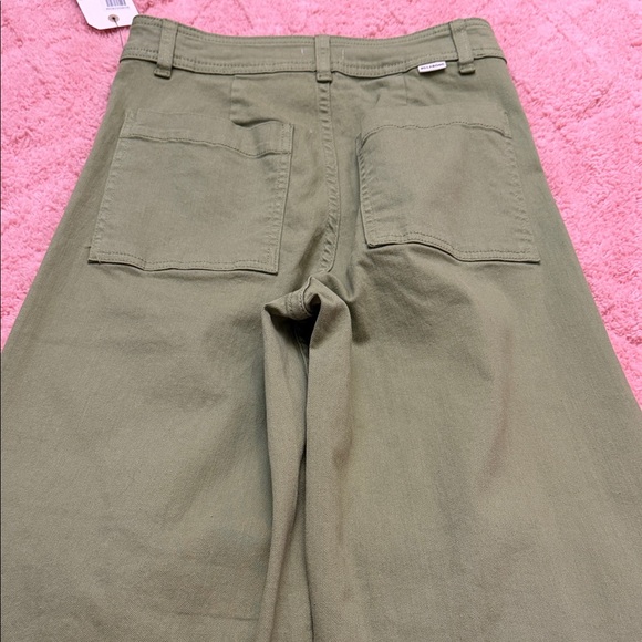 Billabong High Waisted Wide Leg Jeans | Trendy Fit - Picture 13 of 13